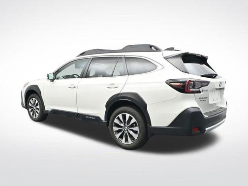 Crystal White Pearl 2024 Subaru Outback Limited XT