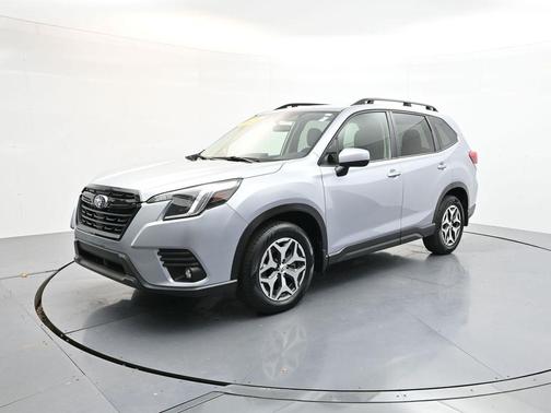 2024 Subaru Forester Premium