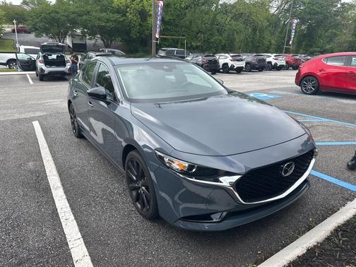 2022 Mazda Mazda3 Carbon Edition