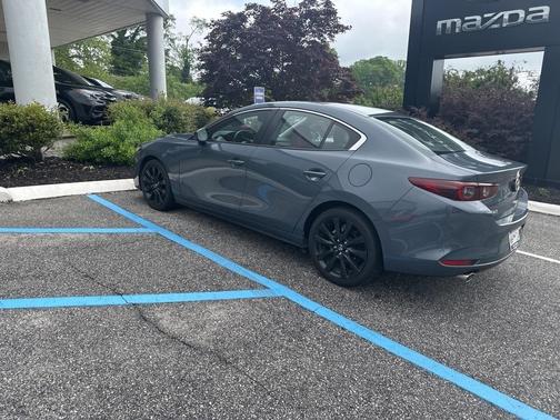 2022 Mazda Mazda3 Carbon Edition