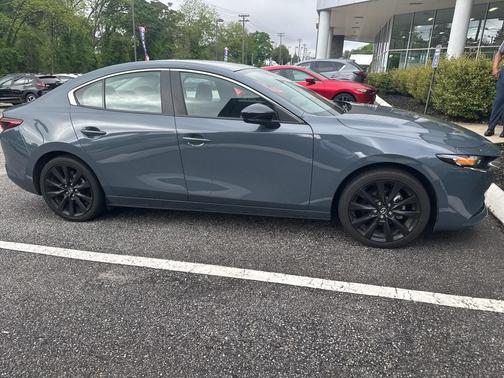 2022 Mazda Mazda3 Carbon Edition