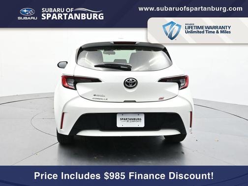 2024 Toyota Corolla Hatchback SE