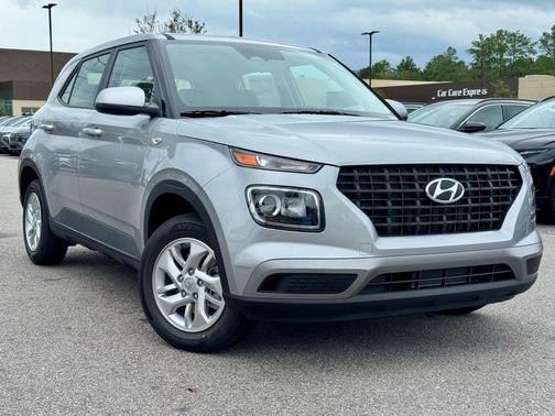 2026 Hyundai VENUE SE