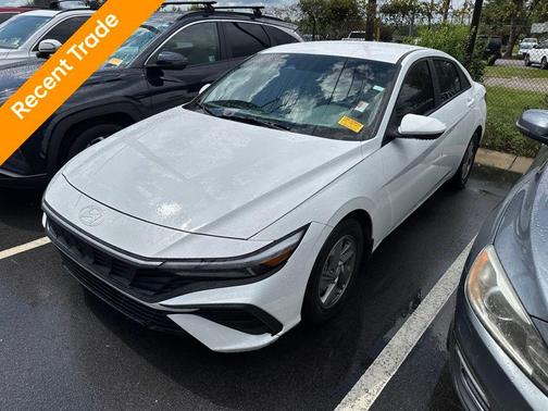 Serenity White 2025 Hyundai ELANTRA SE