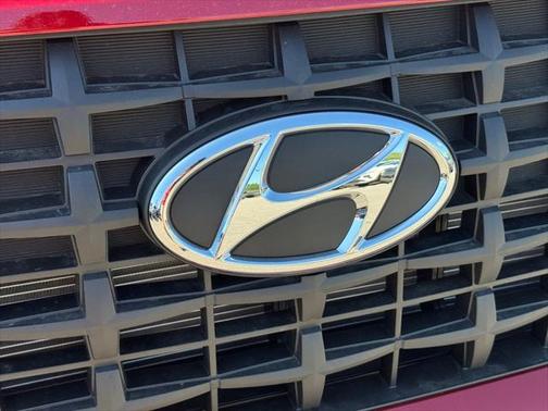 2025 Hyundai VENUE SE