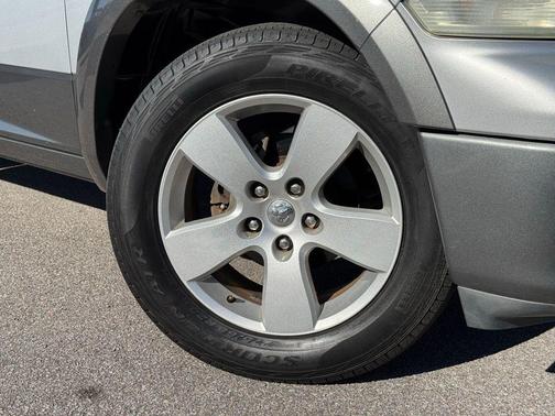 Bright Silver Metallic Clearcoat 2011 Dodge Ram 1500 SLT