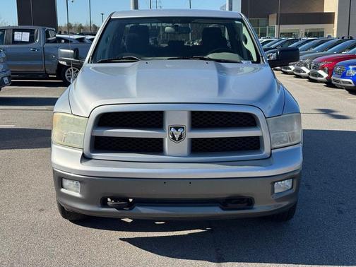 Bright Silver Metallic Clearcoat 2011 Dodge Ram 1500 SLT