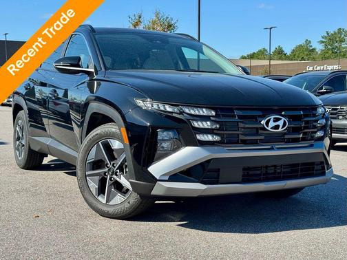 Phantom Black 2026 Hyundai TUCSON SEL Premium