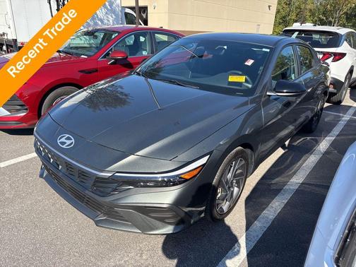 2025 Hyundai ELANTRA Sport