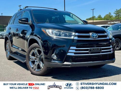 Midnight Black Metallic 2019 Toyota Highlander Hybrid Platinum