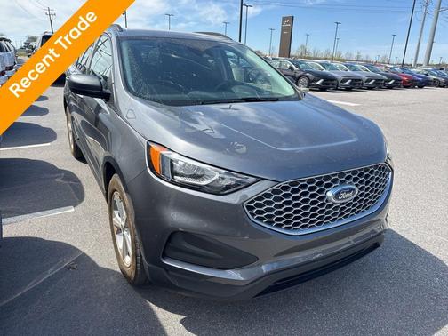 Carbonized Gray Metallic 2024 Ford Edge SE