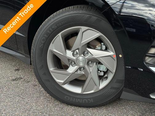 Abyss Black 2026 Hyundai SONATA SE