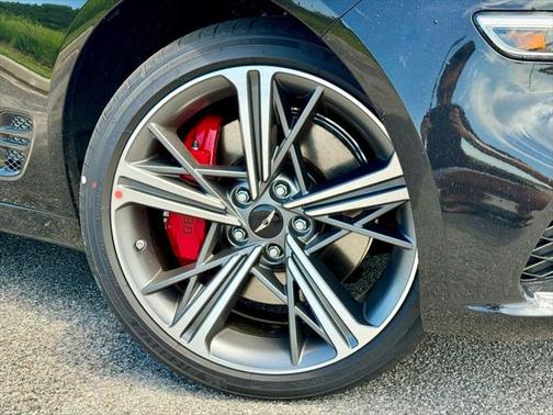 2025 Genesis G70 2.5T AWD