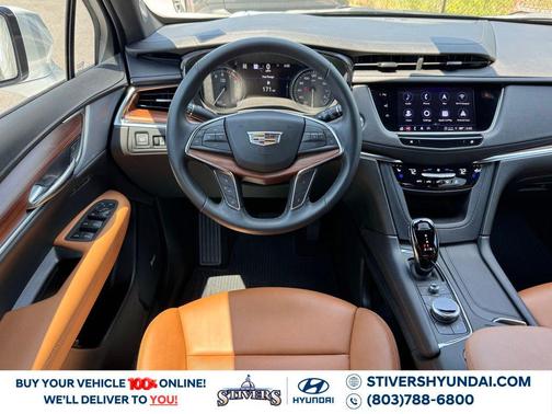 Crystal White Tricoat 2025 Cadillac XT5 Premium Luxury