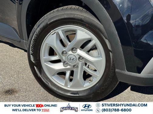 2025 Hyundai VENUE SE