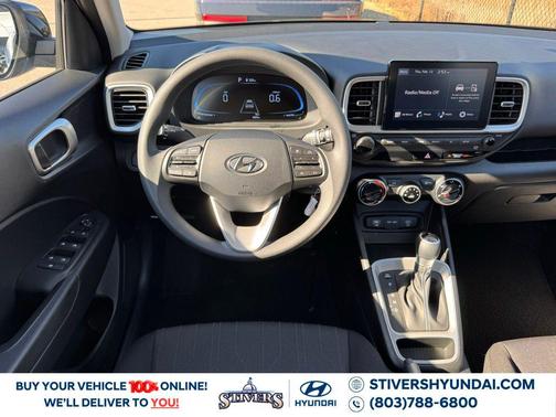 2025 Hyundai VENUE SE