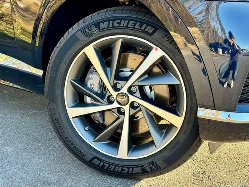 2025 Genesis GV80 2.5T