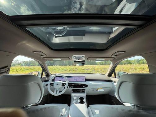 Savile Silver 2026 Genesis GV70 2.5T Advanced