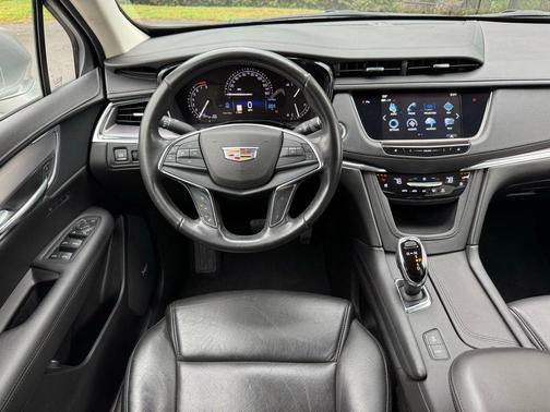 2019 Cadillac XT5 Premium Luxury