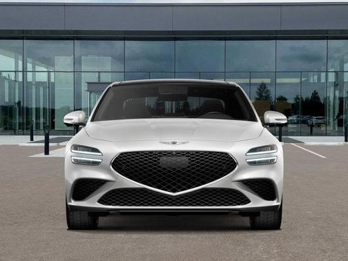 Uyuni White 2026 Genesis G70 2.5T RWD Prestige