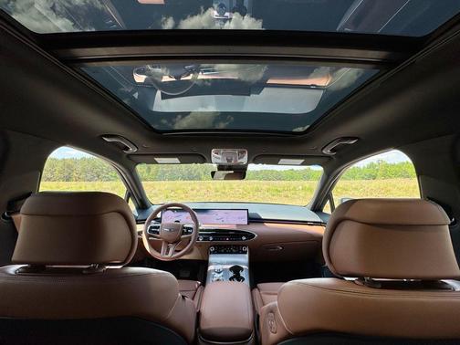 Savile Silver 2026 Genesis GV70 2.5T Advanced