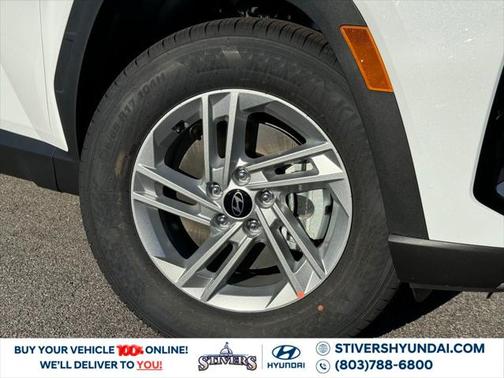 2025 Hyundai TUCSON SE