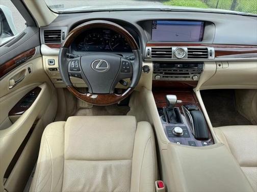 2017 Lexus LS 460 Base