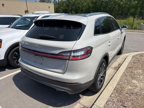 Ceramic Pearl 2021 Lincoln Nautilus Reserve