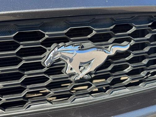 2016 Ford Mustang V6