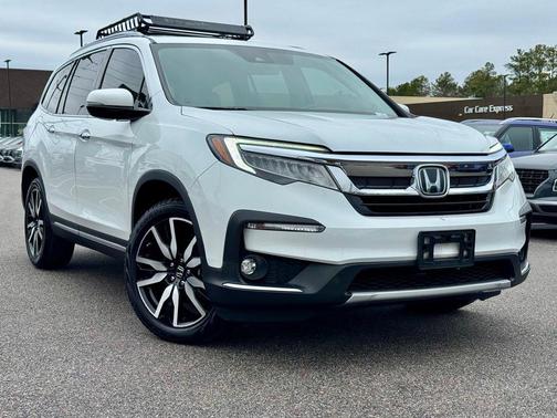 2021 Honda Pilot Touring 8-Passenger