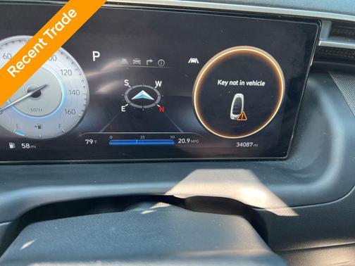 Ice White 2022 Hyundai SANTA CRUZ Limited