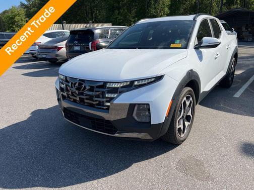 Ice White 2022 Hyundai SANTA CRUZ Limited