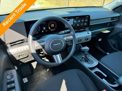 2025 Hyundai KONA SE