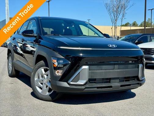 2025 Hyundai KONA SE