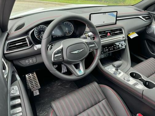 2025 Genesis G70 2.5T RWD