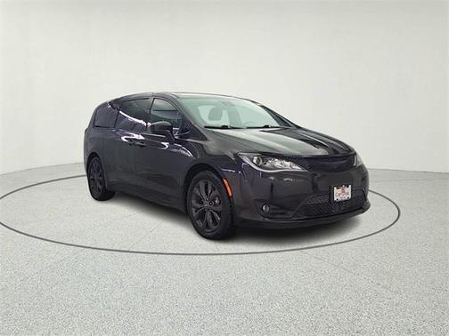 2019 Chrysler Pacifica Touring Plus