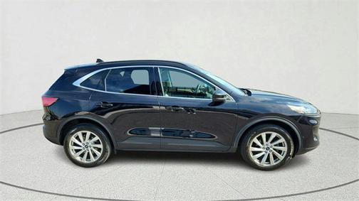 2021 Ford Escape Titanium