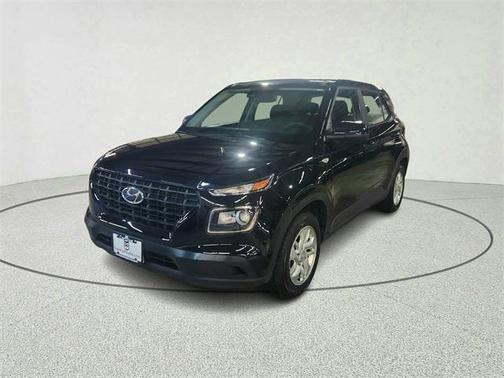 2022 Hyundai VENUE SE