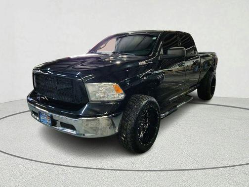2019 RAM 1500 SLT