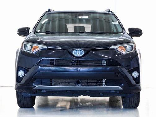 2018 Toyota RAV4 Hybrid XLE