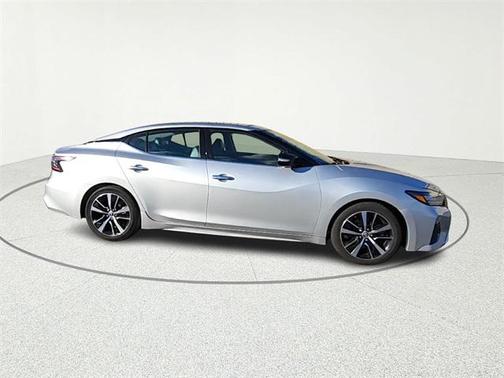 2023 Nissan Maxima SV Xtronic CVT