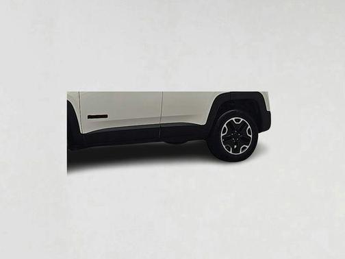 2017 Jeep Renegade Trailhawk