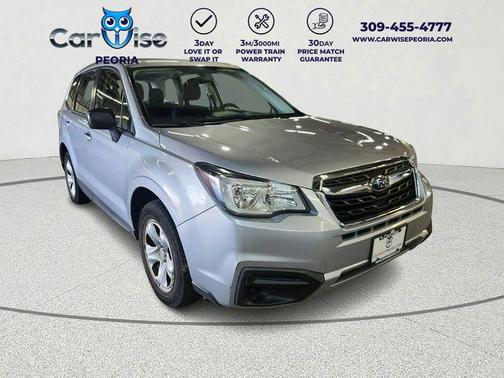 Ice Silver Metallic 2017 Subaru Forester 2.5i