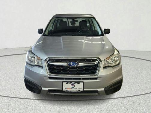 Ice Silver Metallic 2017 Subaru Forester 2.5i
