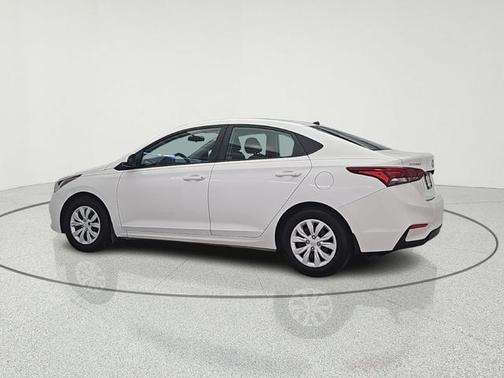 2021 Hyundai Accent SE