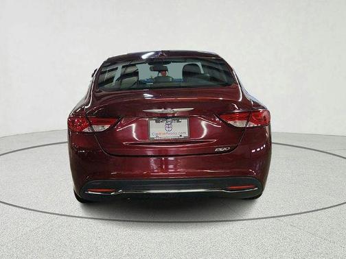2017 Chrysler 200 Limited
