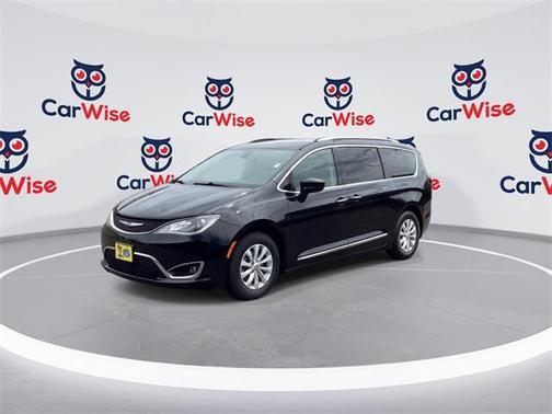 2018 Chrysler Pacifica Touring-L