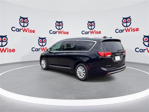 2018 Chrysler Pacifica Touring-L