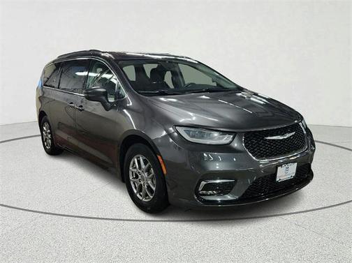 2021 Chrysler Pacifica Touring