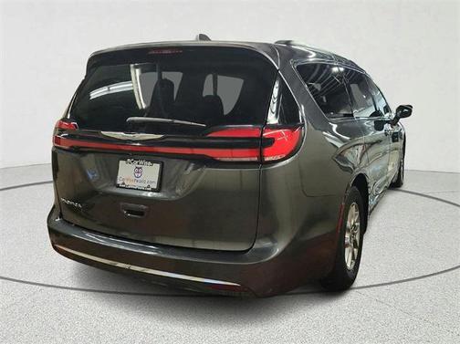 2021 Chrysler Pacifica Touring